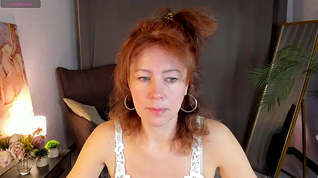 LeticiaRomano online show from March 27, 2026, 3:48 am