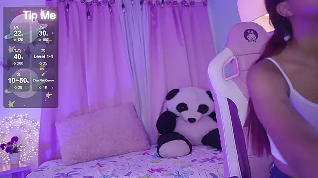 Snapshot of nahomy_2308 chatting on March 25, 2026, 1:32 pm nahomy 2308 online show from March 25, 2026, 1:32 pm