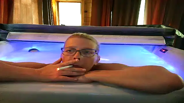 Snapshot of Stickywethoney chatting on May 22, 2026, 12:47 pm Stickywethoney online show from May 22, 2026, 12:47 pm