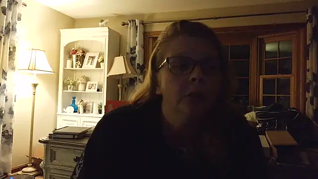 Stickywethoney online show from April 3, 2026, 12:06 am