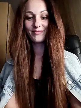 Snapshot of LunaCrystall chatting on March 31, 2026, 4:42 pm LunaCrystall online show from March 31, 2026, 4:42 pm