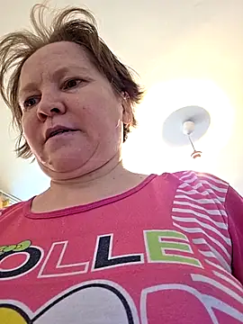  LOLA-LOLA  online show from April 22, 2026, 8:21 am