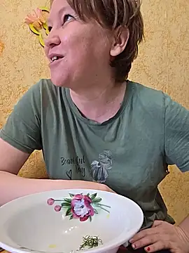 LOLA-LOLA  online show from June 2, 2026, 1:00 pm
