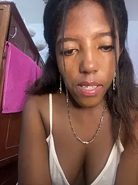 Brenda hot27 online show from March 27, 2026, 1:14 am