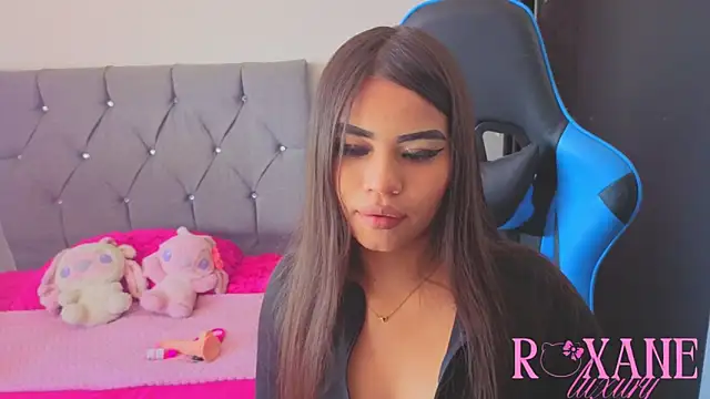 Roxan Luxe online show from April 22, 2026, 7:09 pm