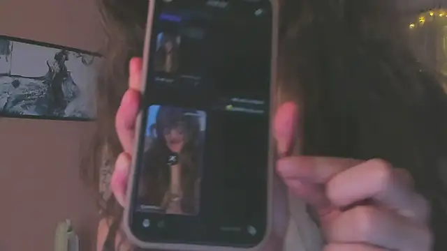 Tallulah Kinky online show from April 16, 2026, 9:39 pm