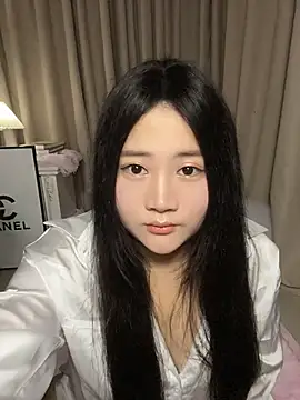 sisibaby20266 online show from April 14, 2026, 6:51 am