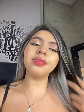 LolliePopsXXX online show from April 10, 2026, 1:07 pm