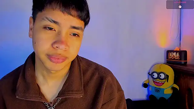 Lee Colee online show from April 2, 2026, 1:24 am