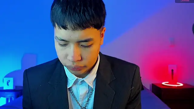 Lee Colee online show from March 18, 2026, 10:54 pm