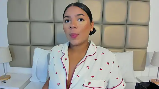 lilly williamss online show from May 11, 2026, 3:41 am