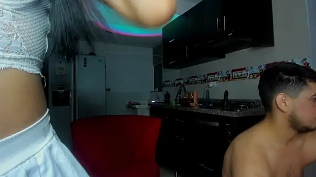 Fox couplee69 online show from March 17, 2026, 7:33 am