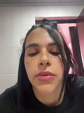 leila moretti online show from March 27, 2026, 5:25 pm