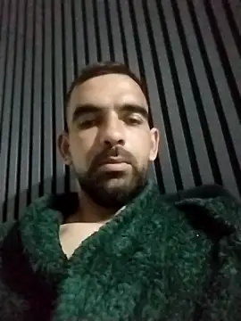 luys23 online show from April 5, 2026, 3:24 am