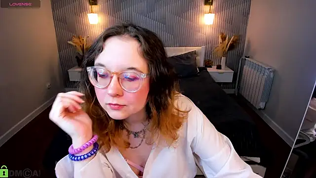 Aleks-caster online show from April 3, 2026, 9:05 am