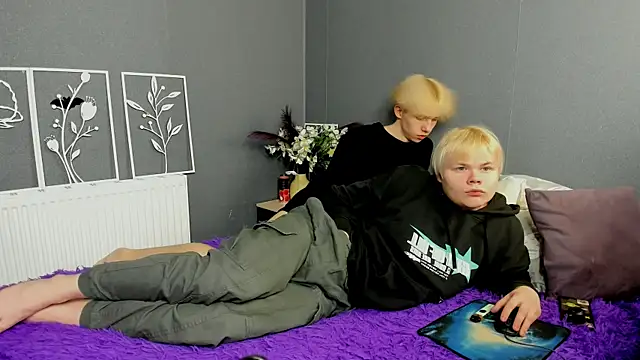 Mark Brain online show from April 10, 2026, 12:01 pm