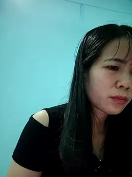 Snapshot of Geelio-playsx24 chatting on May 10, 2026, 2:08 pm Geelio-playsx24 online show from May 10, 2026, 2:08 pm
