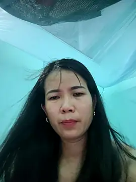 Snapshot of Geelio-playsx24 chatting on May 14, 2026, 10:34 am Geelio-playsx24 online show from May 14, 2026, 10:34 am