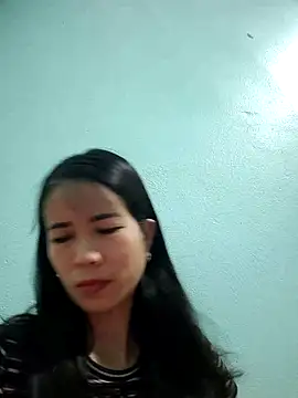 Snapshot of Geelio-playsx24 chatting on May 15, 2026, 2:04 pm Geelio-playsx24 online show from May 15, 2026, 2:04 pm