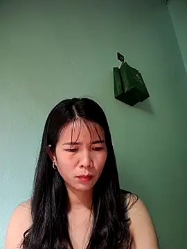 Snapshot of Geelio-playsx24 chatting on May 8, 2026, 2:59 am Geelio-playsx24 online show from May 8, 2026, 2:59 am