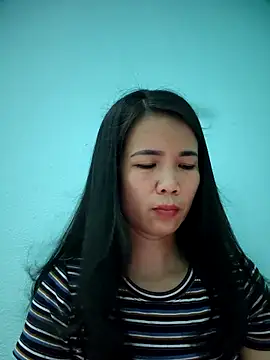 Snapshot of Geelio-playsx24 chatting on May 30, 2026, 3:28 pm Geelio-playsx24 online show from May 30, 2026, 3:28 pm