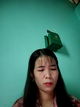 Snapshot of Geelio-playsx24 chatting on May 10, 2026, 2:04 am Geelio-playsx24 online show from May 10, 2026, 2:04 am