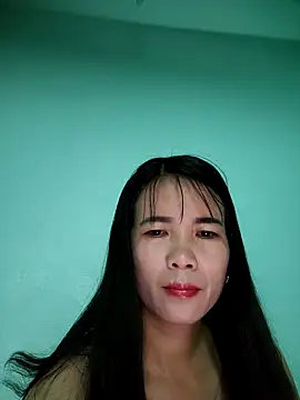 Snapshot of Geelio-playsx24 chatting on May 6, 2026, 5:22 am Geelio-playsx24 online show from May 6, 2026, 5:22 am