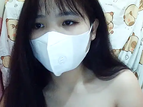 Snapshot of VyVy18 chatting on April 3, 2026, 1:17 pm VyVy18 online show from April 3, 2026, 1:17 pm