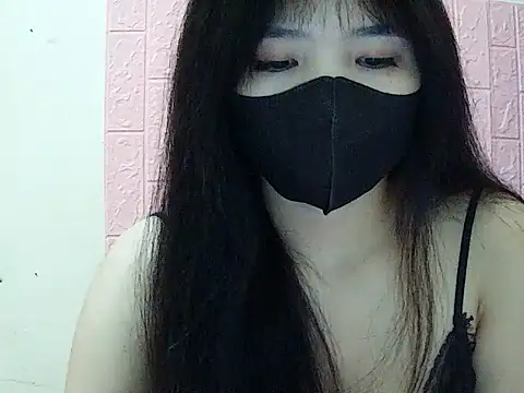 Snapshot of VyVy18 chatting on April 2, 2026, 12:56 pm VyVy18 online show from April 2, 2026, 12:56 pm