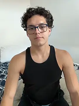 Snapshot of Caleb-Sweats chatting on May 28, 2026, 7:20 pm Caleb-Sweats online show from May 28, 2026, 7:20 pm