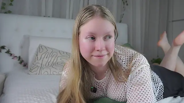 Snapshot of LashandaDevoto chatting on April 3, 2026, 12:33 pm LashandaDevoto online show from April 3, 2026, 12:33 pm