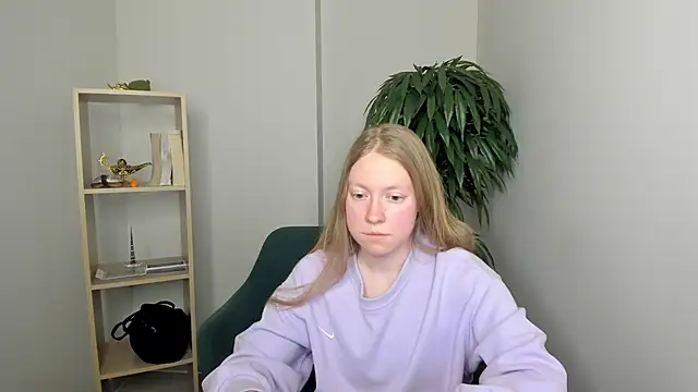 Snapshot of LashandaDevoto chatting on March 15, 2026, 9:05 am LashandaDevoto online show from March 15, 2026, 9:05 am