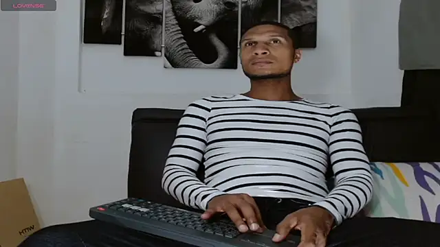 chrisramosv online show from March 24, 2026, 10:54 pm