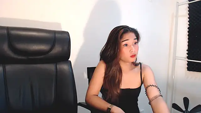 horsemeatcock ellison online show from April 14, 2026, 4:28 am