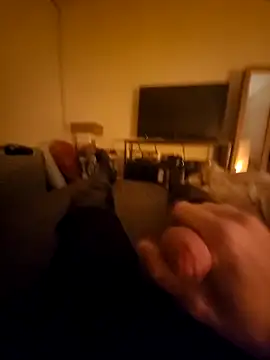 bootslove1 online show from April 11, 2026, 8:18 am