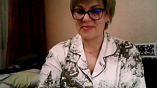 TatkaYang online show from April 2, 2026, 7:42 pm