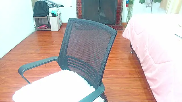 lia star 123 online show from April 14, 2026, 2:11 pm