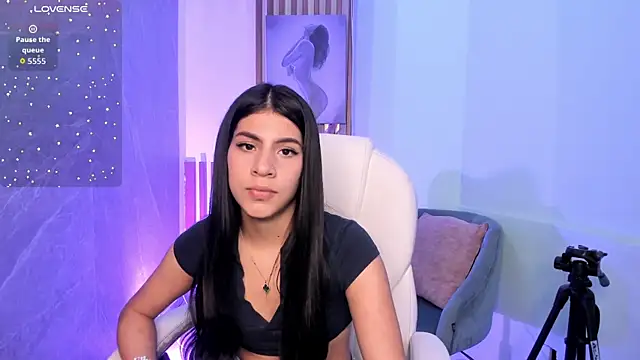 AlanahStewart online show from March 11, 2026, 6:24 pm