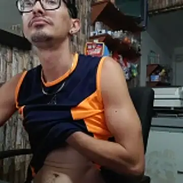 jhosuamoore online show from April 2, 2026, 12:23 pm