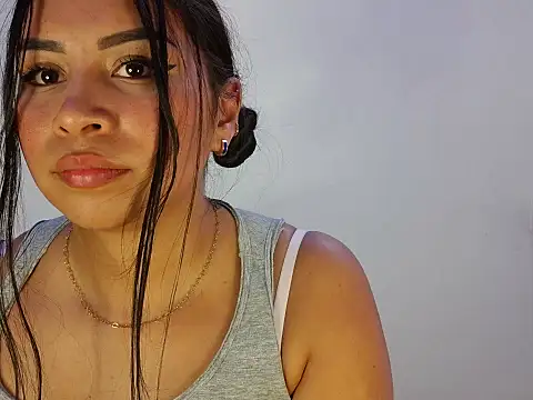 stormdollxx online show from March 13, 2026, 2:55 pm