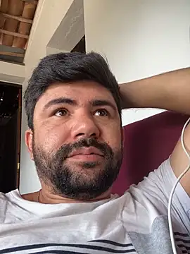 Snapshot of GabrielFlex19cm chatting on April 4, 2026, 11:28 am GabrielFlex19cm online show from April 4, 2026, 11:28 am