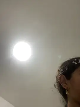 Snapshot of LINDA_EF chatting on April 23, 2026, 1:02 pm LINDA EF online show from April 23, 2026, 1:02 pm