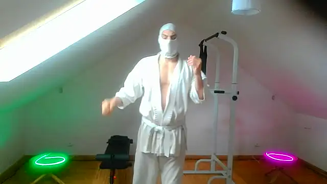 NinjaLaser online show from April 2, 2026, 11:28 am