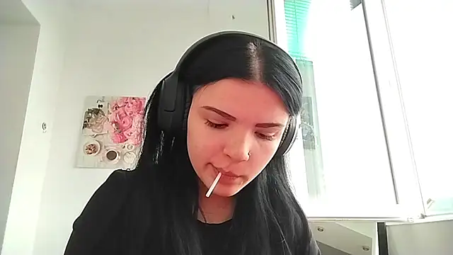 Kateqte online show from April 20, 2026, 11:24 am