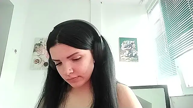 Kateqte online show from March 29, 2026, 9:33 am