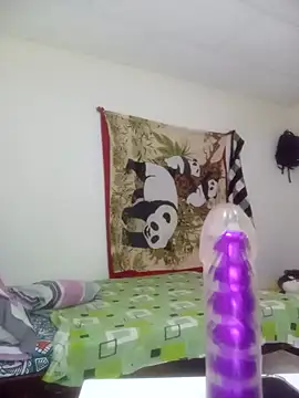 antonelared18 online show from April 10, 2026, 2:07 am