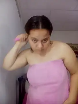 antonelared18 online show from April 16, 2026, 2:23 am