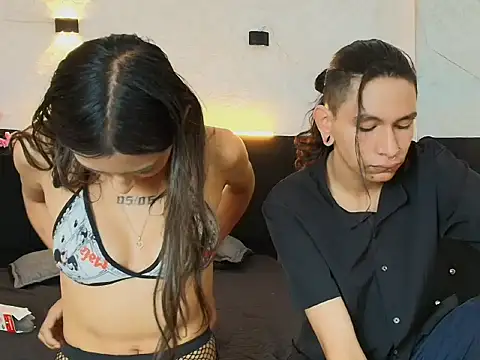 DarkLiightt online show from March 16, 2026, 2:10 pm