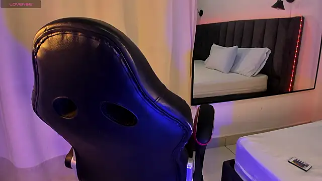 selena  smith1 online show from March 22, 2026, 5:10 am