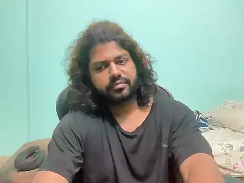 Snapshot of abhinaxx chatting on August 7, 2026, 9:32 pm abhinaxx online show from August 7, 2026, 9:32 pm